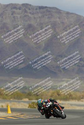 media/Feb-23-2023-Racers Edge (Thu) [[45c9a79e62]]/B Group/Session 2 (Turn 14)/